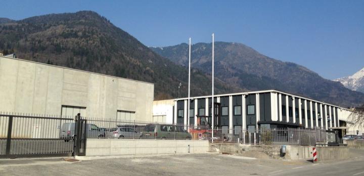 Edificio Industriale Lenna Milesi Gianluca