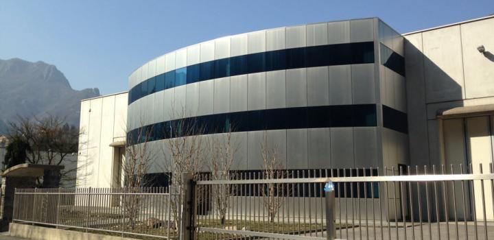 Bangunan Industri Baru di LENNA (Bergamo)
